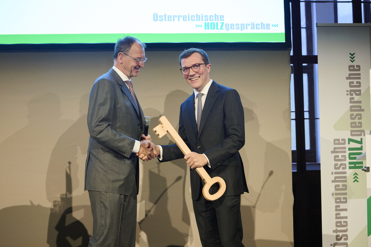 Schlüsselübergabe 2