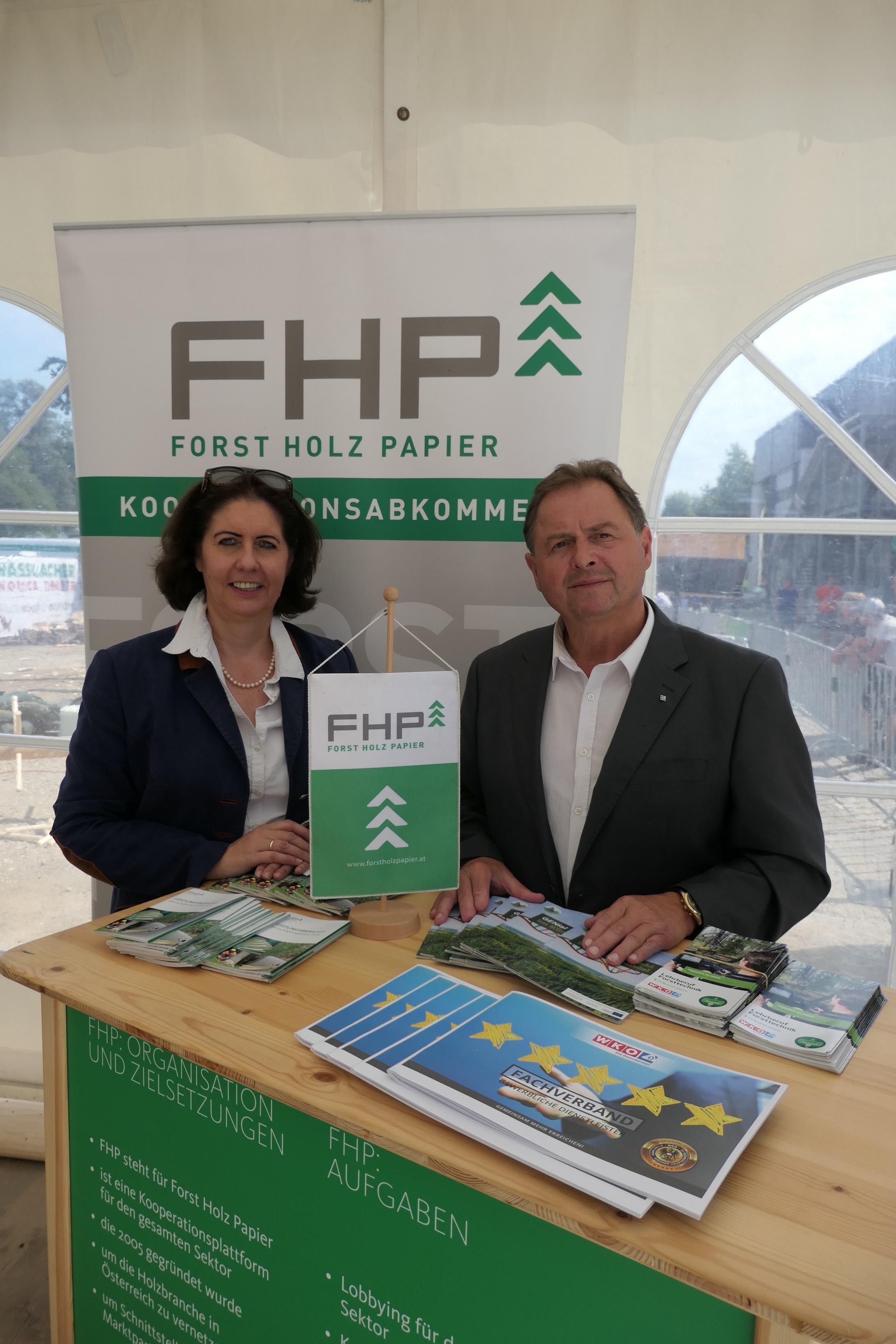 FHP bei Holzmesse